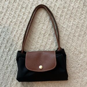 Longchamp Black and Brown Shoulder Bags with Classic Design